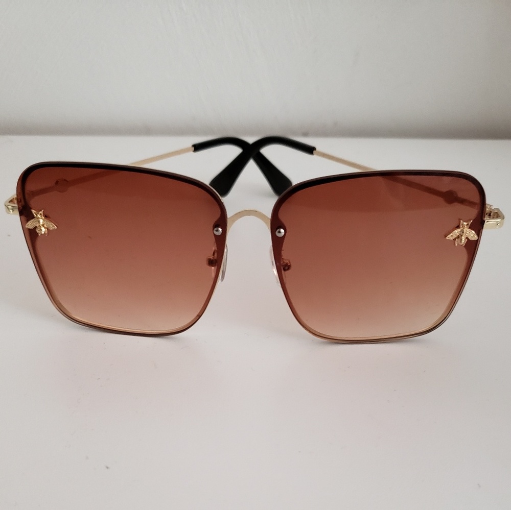 Sunglass